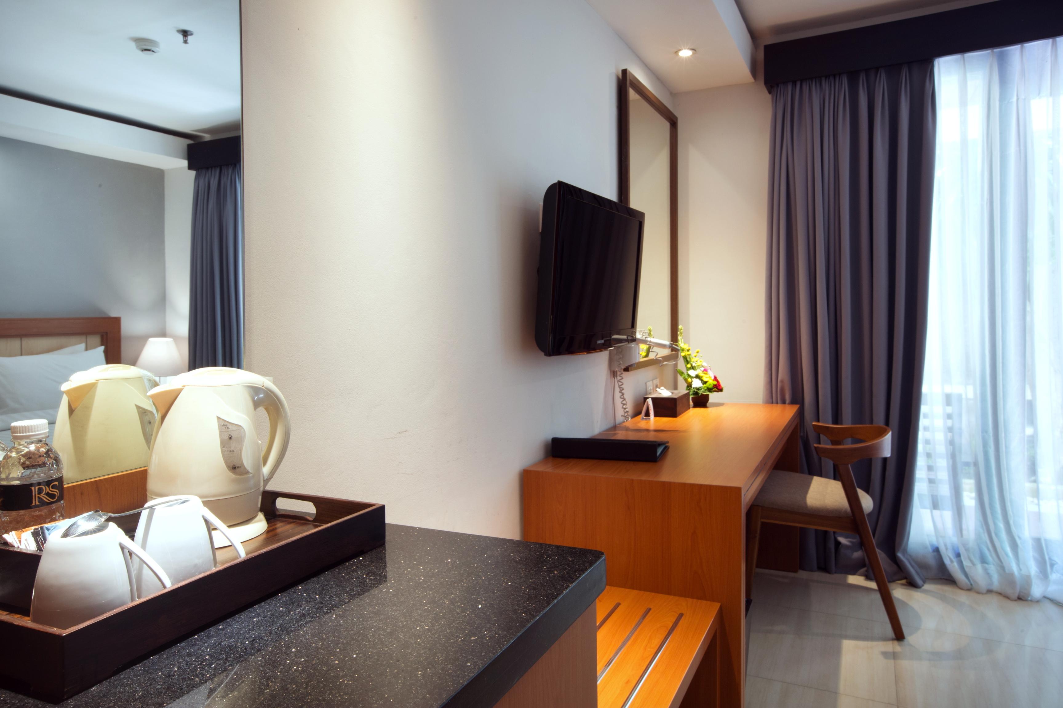 Royal Regantris Kuta Hotel Kuta Lombok Exterior foto