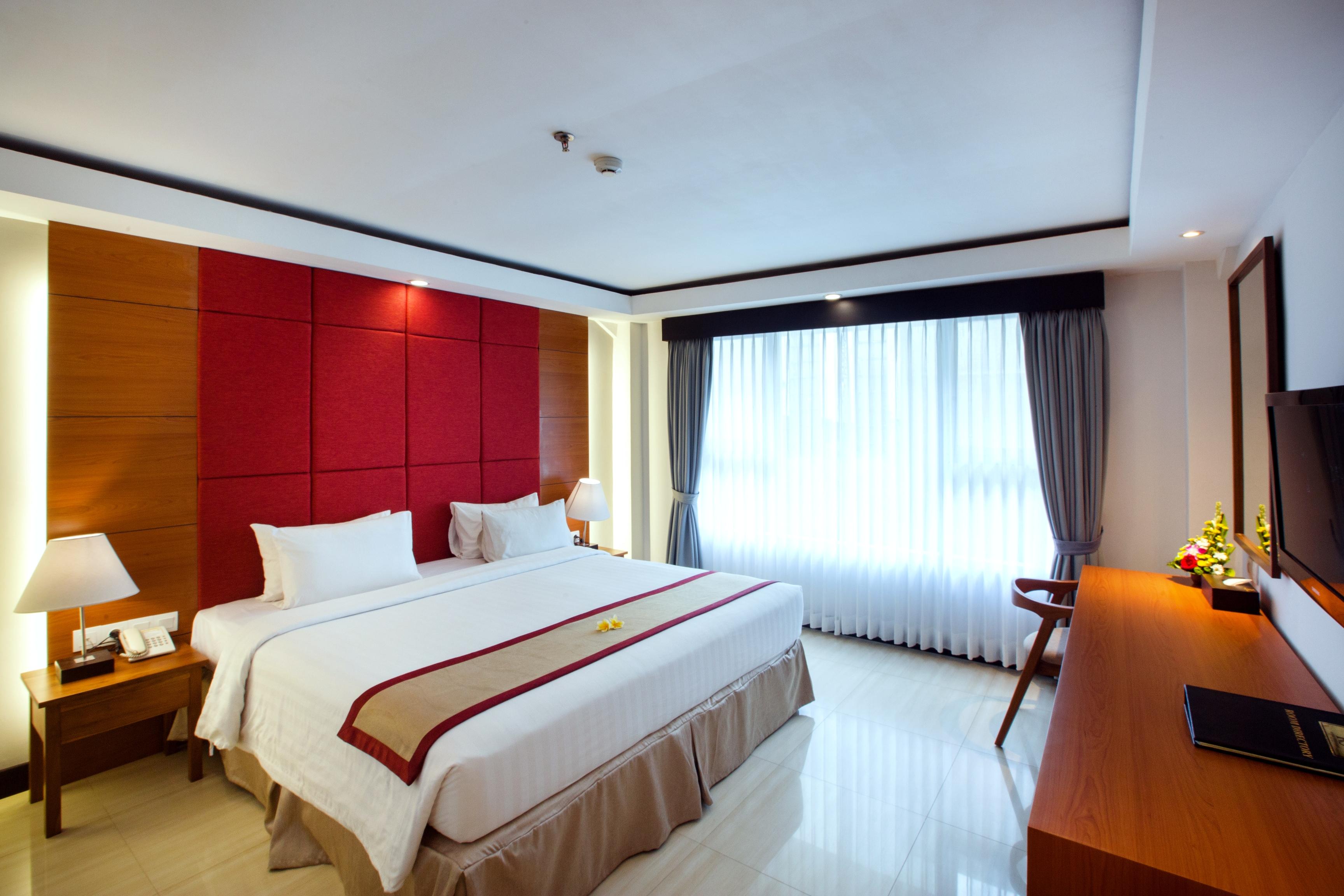 Royal Regantris Kuta Hotel Kuta Lombok Exterior foto